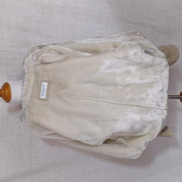 NWOT Jones New York oversized tan suede jacket with cozy faux fur lining - Picture 8 of 11